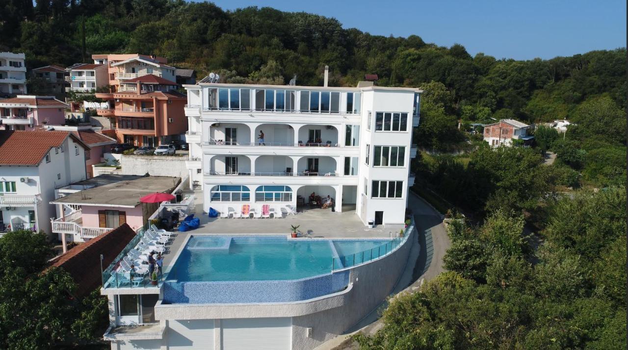Apartments Gjenashaj Ulcinj Exteriör bild