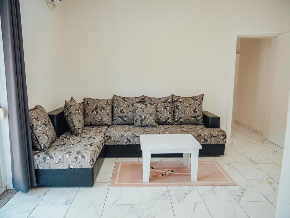Apartments Gjenashaj Ulcinj Exteriör bild